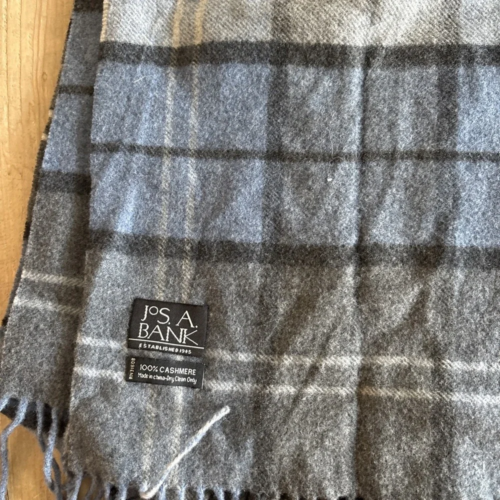 Jos A Bank Scarf Mens One Size Plaid 100% Cashmere Fringe Neck Warmer Winter